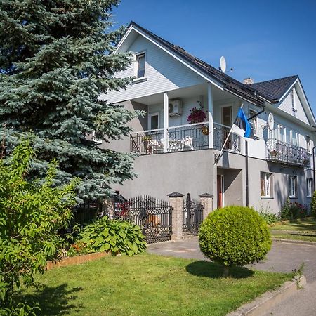 Papli 2 Accommodation Pärnu Exterior foto